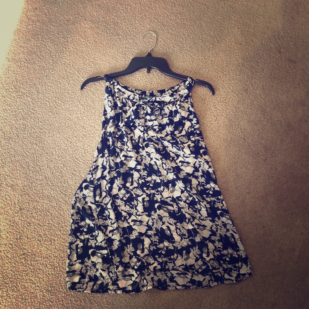 Dress top
